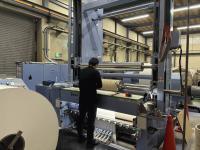 マシンが大きいのか？　人が小柄なのか？